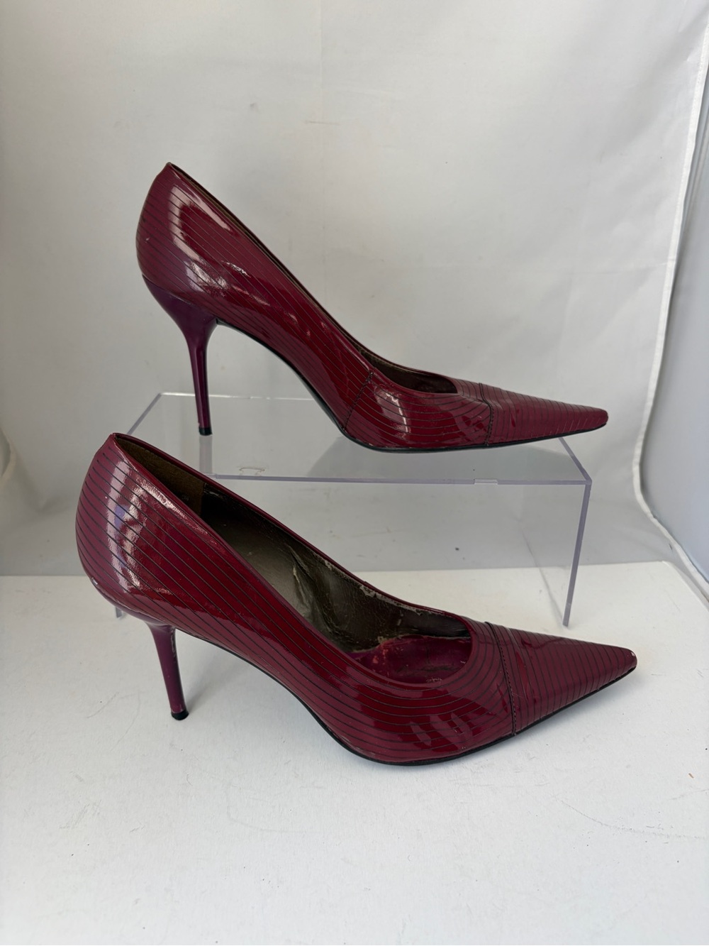 BCBG Heels Pointed Toe Stiletto Pumps in Burgundy Red Patent; VTG; Size 9.5